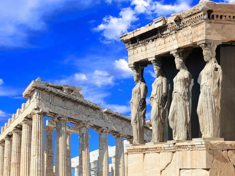 Храм Парфенон на Афінському Акрополі, шедевр давньогрецької архітектури.