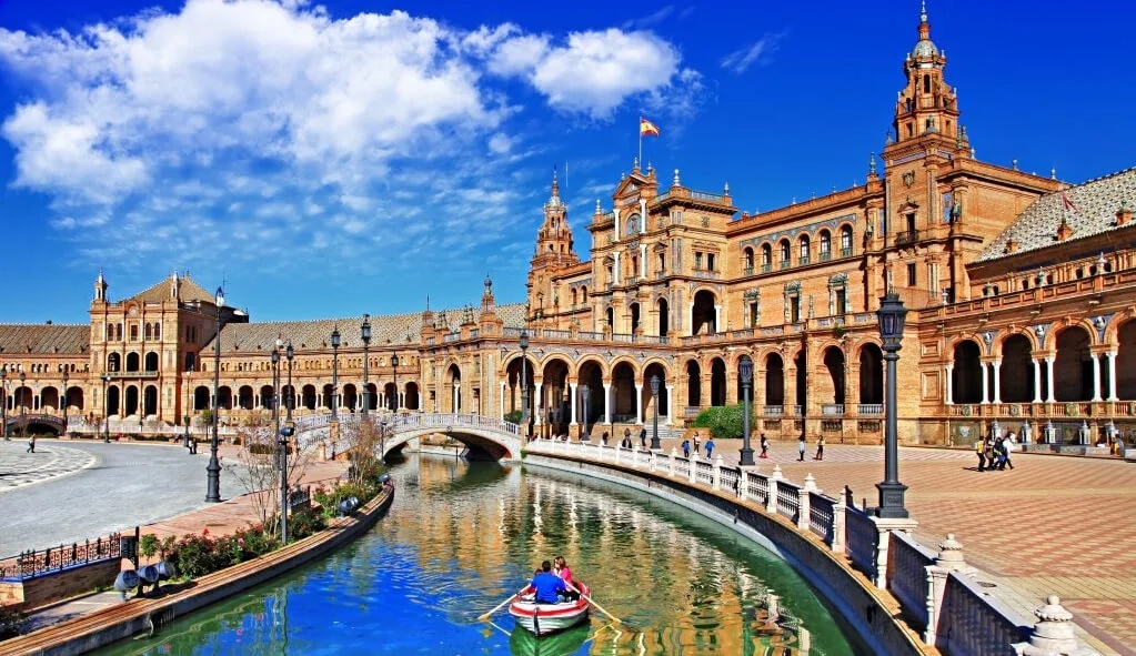 Панорама міста в Іспанії